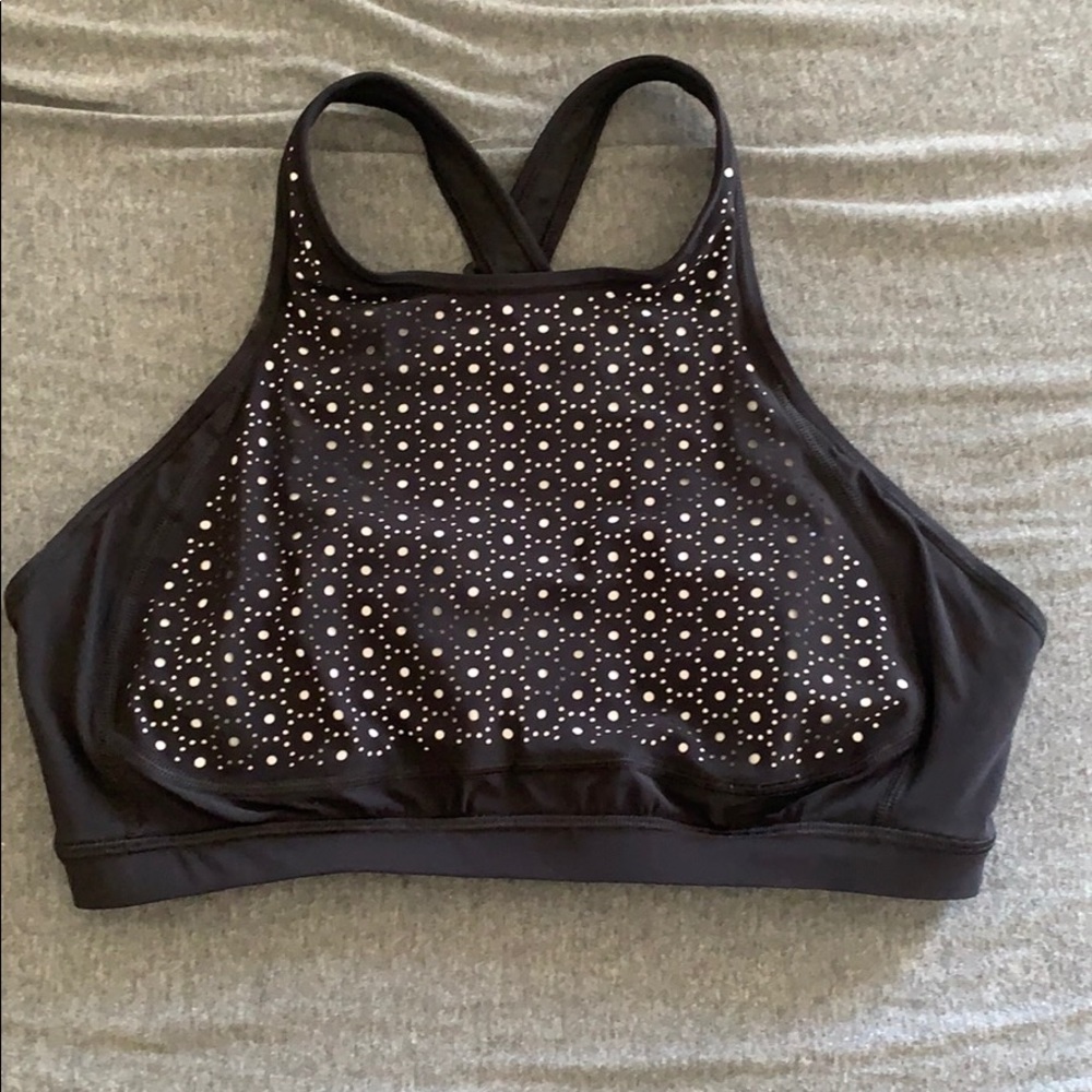 Lululemon high neck sports bra size 8